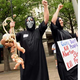 Illustration for article titled Anti-Choice Protestors Target Houston Planned Parenthood Contractors